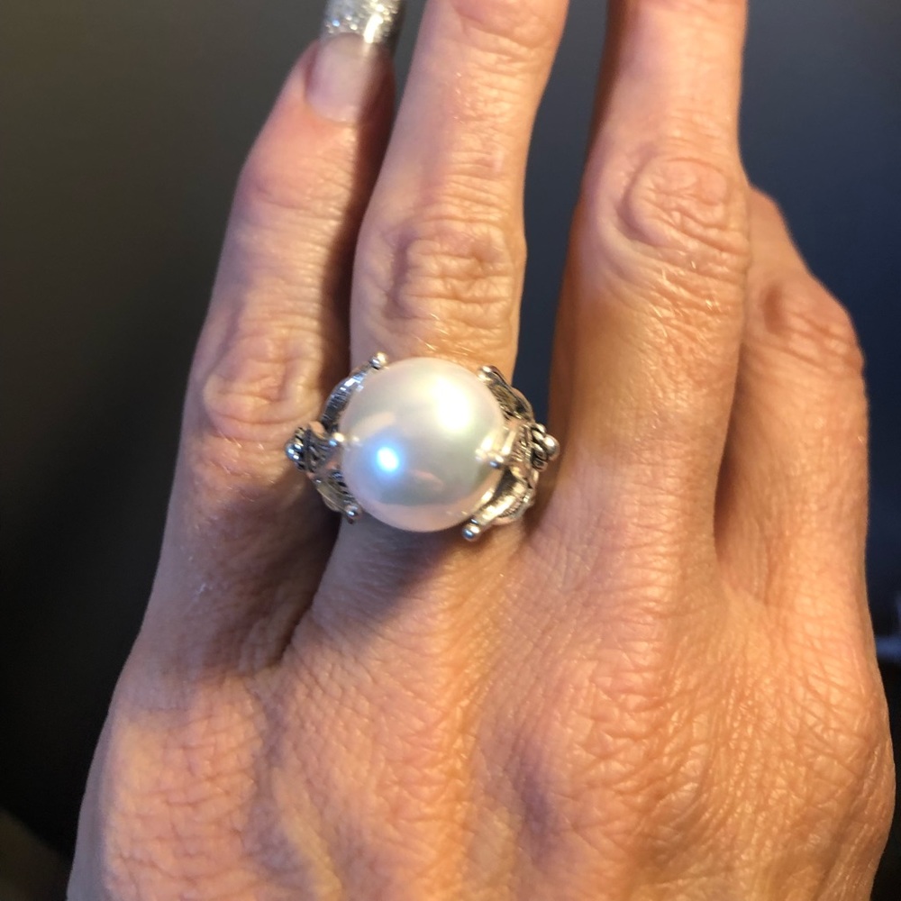 Unique Pearl Ring set in Sterling Silver